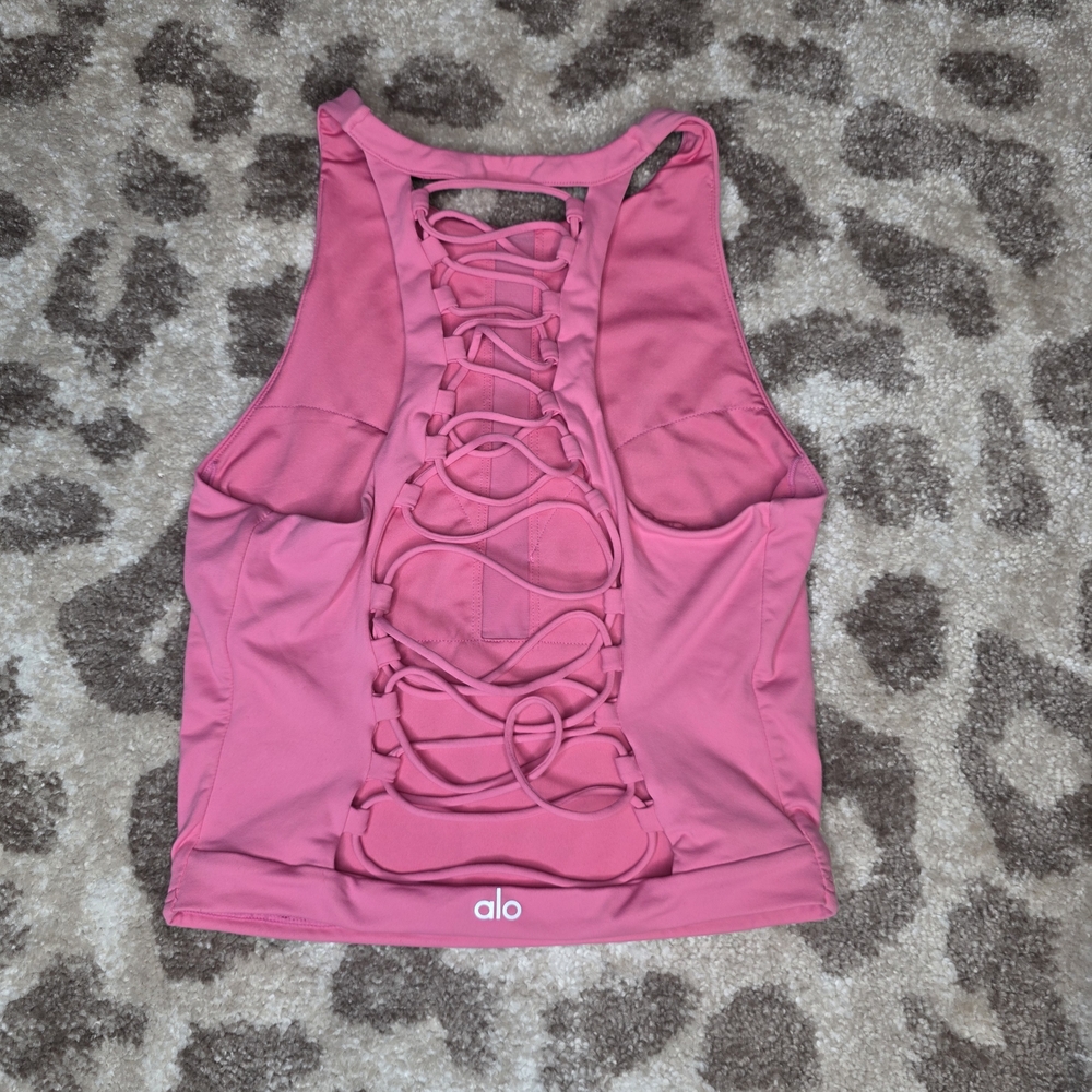 ALO Yoga Movement Crop. Pink